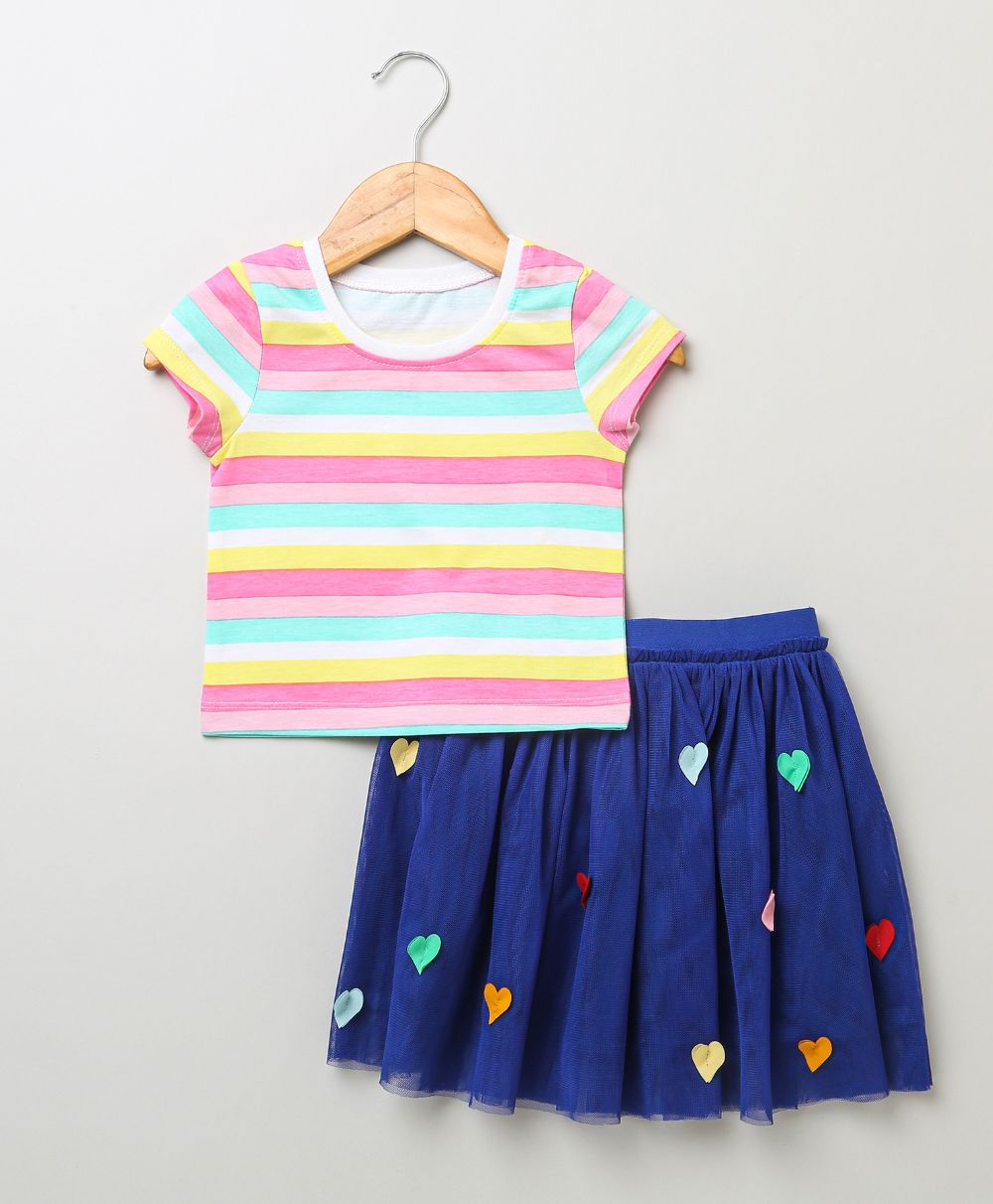 Half Sleeves Multicoloured Striped T-shirt & Multicoloured Hearts Mesh Skirt